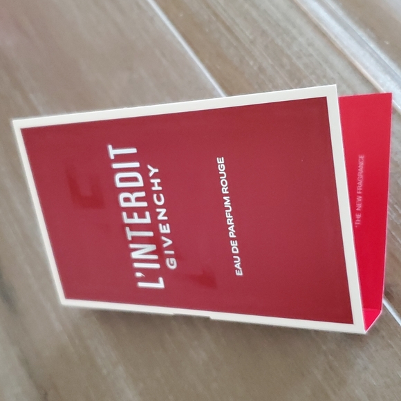 New Box never used GIVENCHY LE ROUGE Luminous Matte high coverage lipstick # 333 - Picture 7 of 9